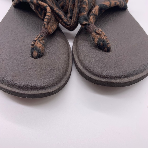 Sanuk Yoga Slinged Up Tie Ankles Tribal Sandals - Picture 13 of 14